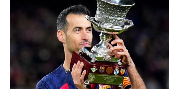 Il capitano dell'FC Barcelona Sergio Busquets decide di lasciare quest'estate